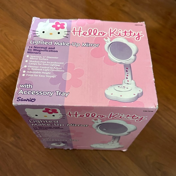 Rare Vintage Hello Kitty Lighted Make-Up Mirror with accessory tray - Picture 2 of 2
